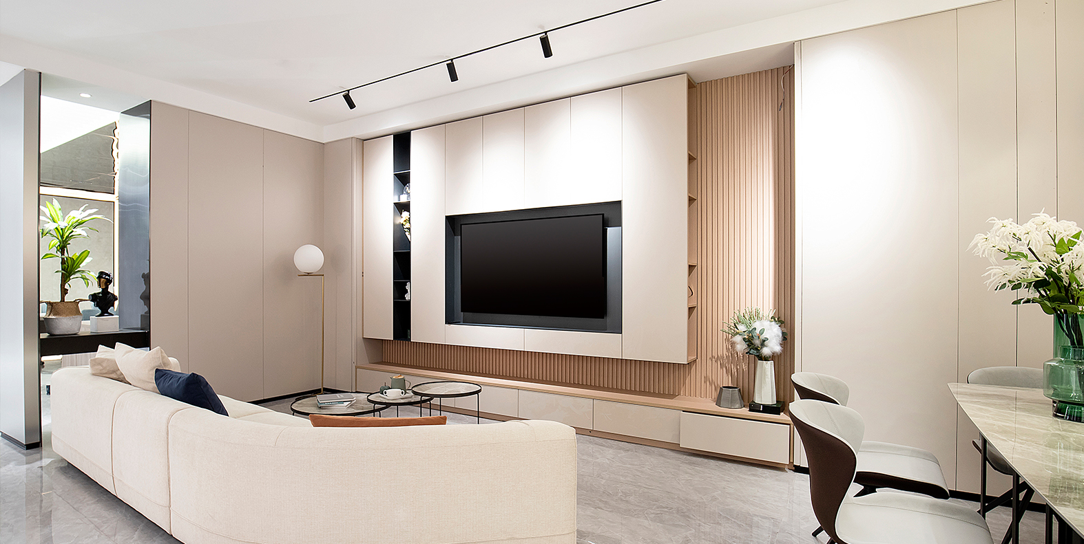 轻奢  浪漫奢美